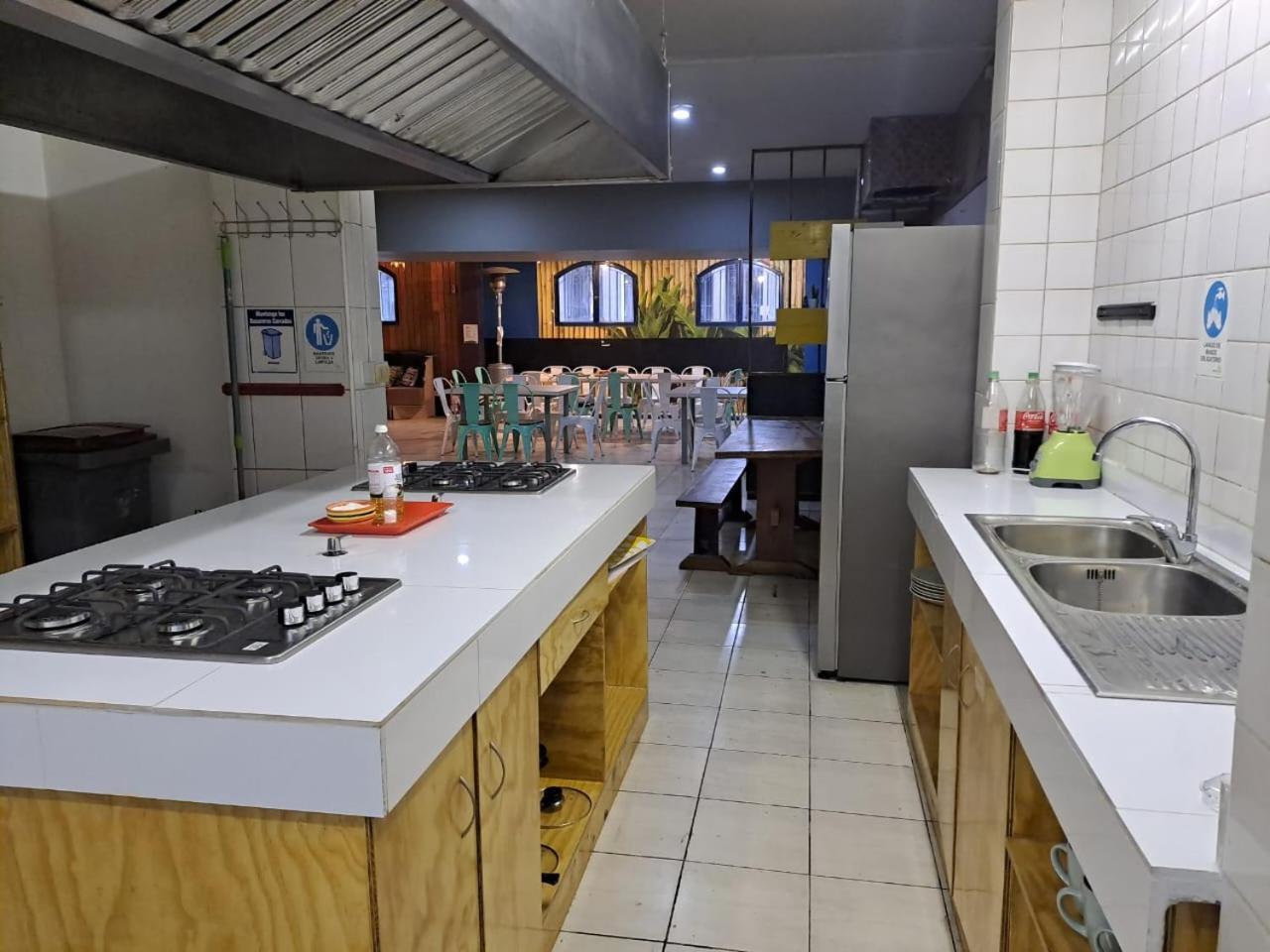 Hostel Cienfuegos Santiago du Chili Extérieur photo