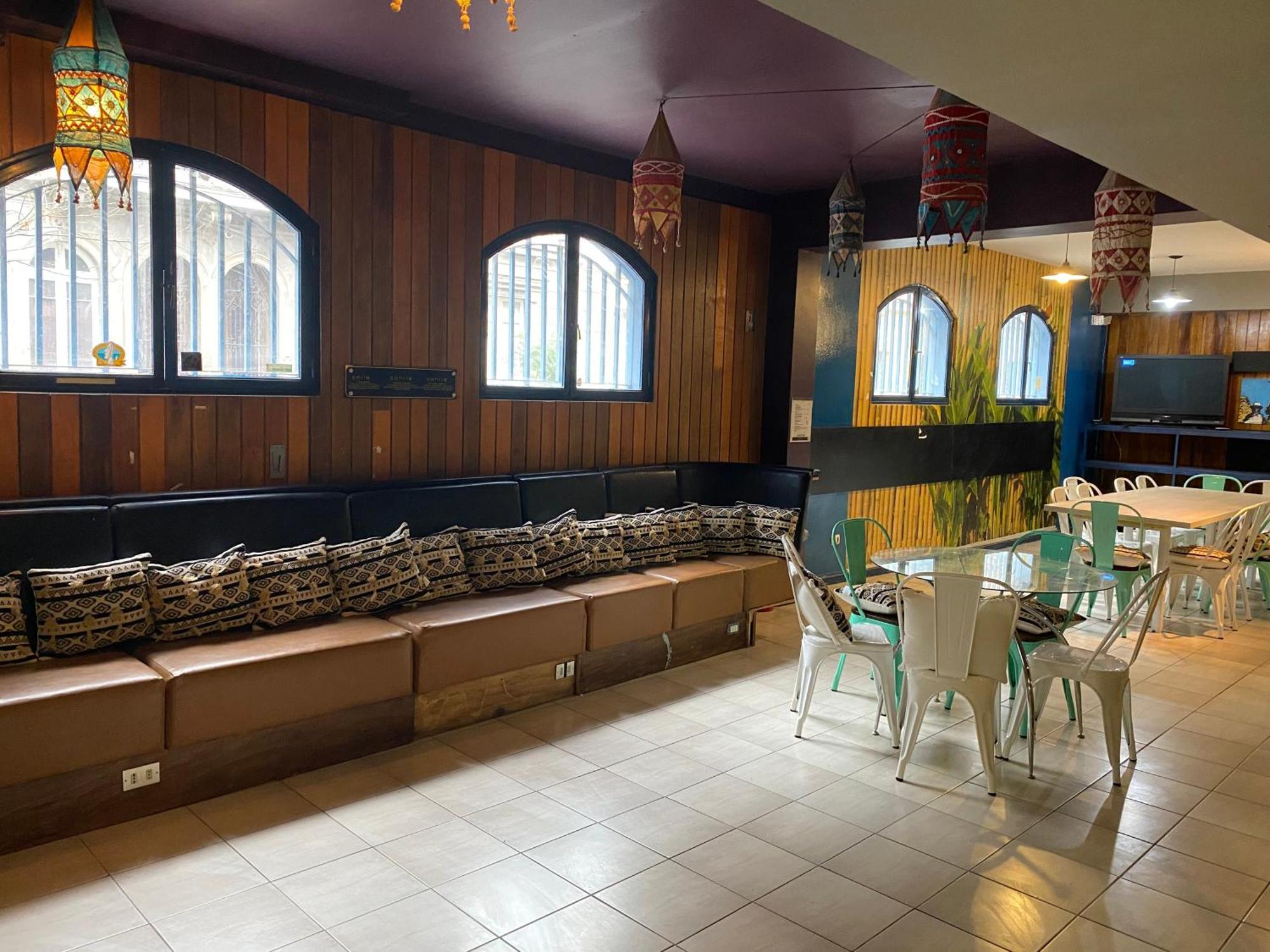 Hostel Cienfuegos Santiago du Chili Extérieur photo